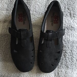 SAS Black Leather Cutout Loafers Size 8.5